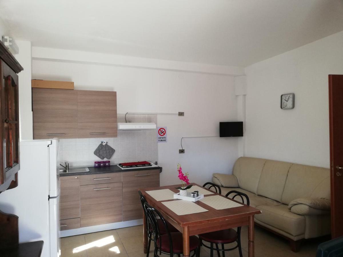 Casa Vacanze Valente ซานตามาเรีย เดล เชโดร ภายนอก รูปภาพ